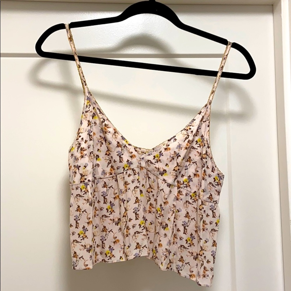 Little Moon (Aritzia) baby doll crop